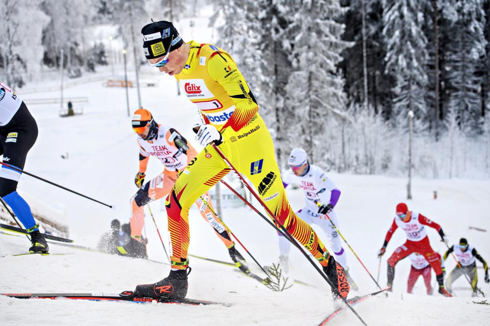 Juuso Haarala hamuaa maailmancupin pisteitä perjantaina Rukan sprintistä.