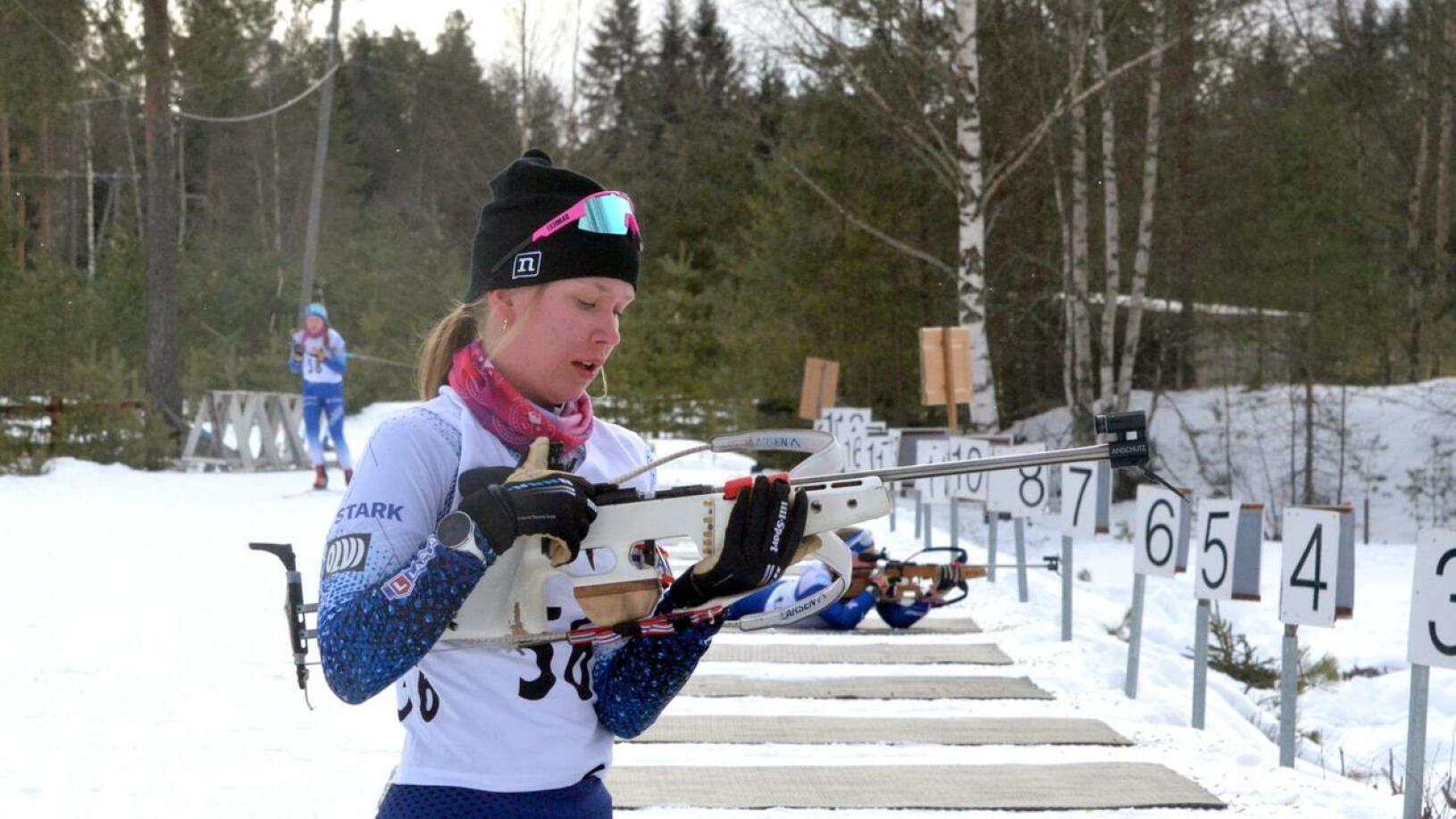 Silja Ylikauppila on harrastanut ampumahiihtoa reilun viiden vuoden ajan.
