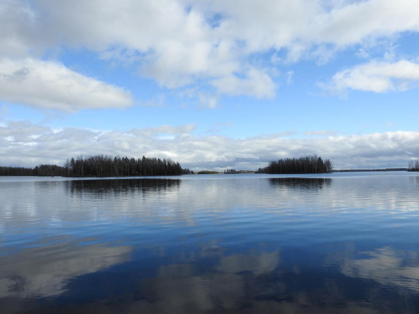 Ullavanjärvi.