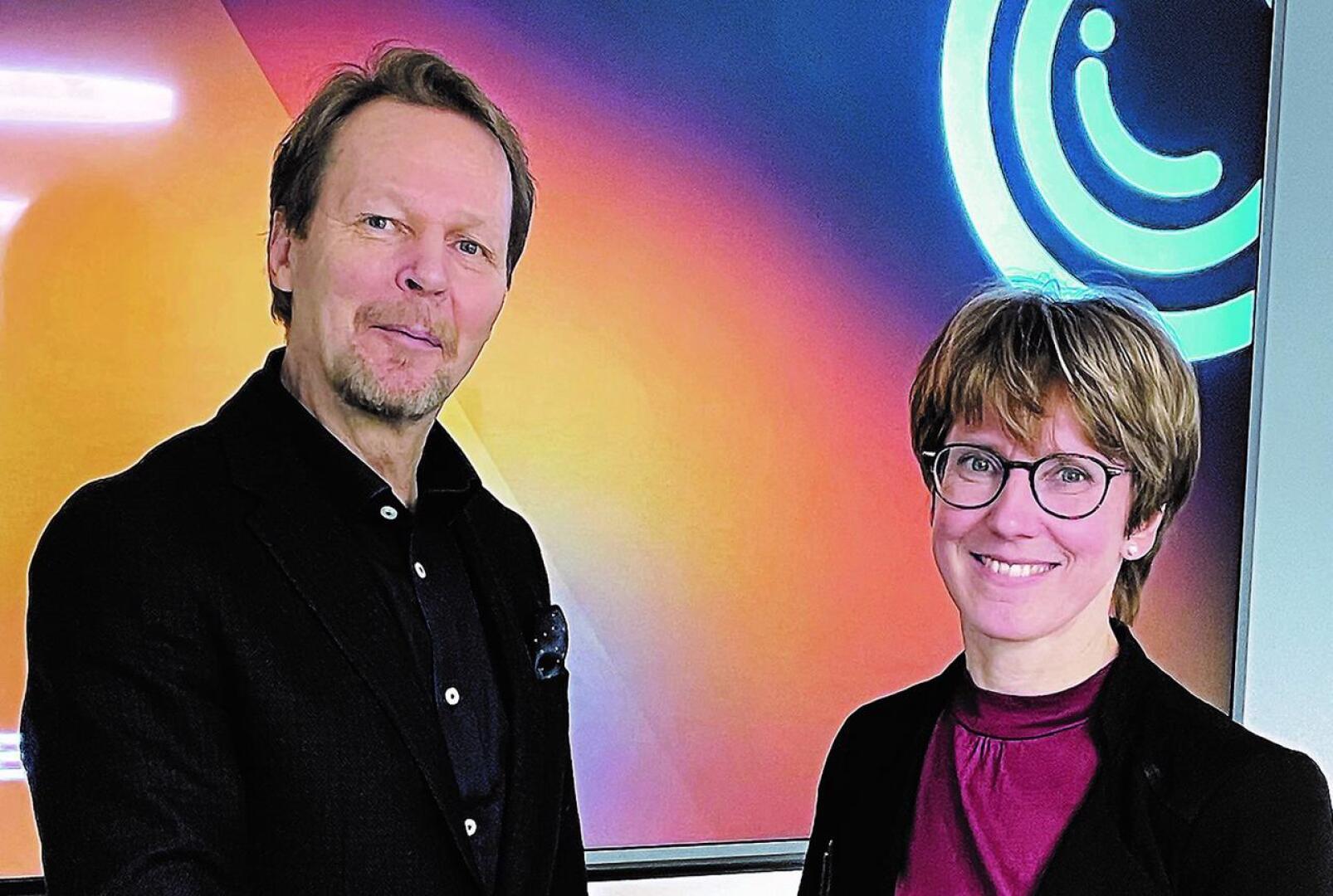 Toimitusjohtajat Tuomo Lahti ja Maria Höglund