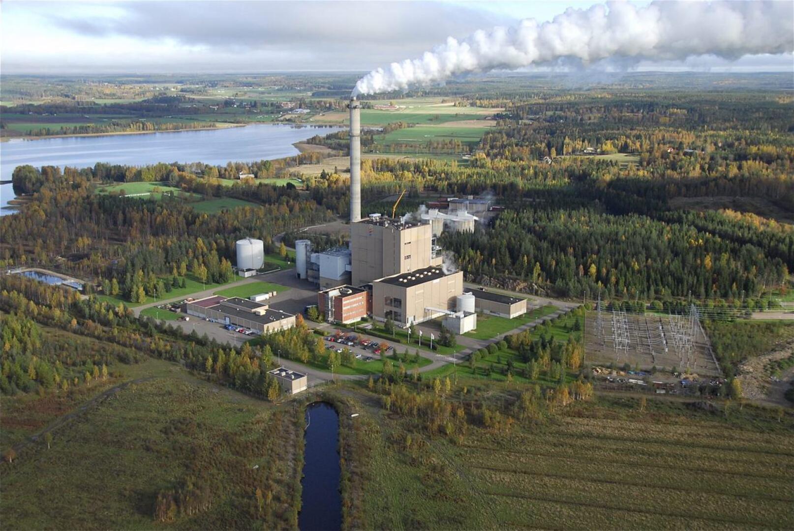 Kattilanvaihdon taustalla on Suomen energia- ja ilmastopolitiikan linjaukset. Valtio on asettanut 24,5 miljoonan euron tuen ehdoksi, että NordFuelin toiminta perustuu 100-prosenttisesti uusiutuvaan energiaan.