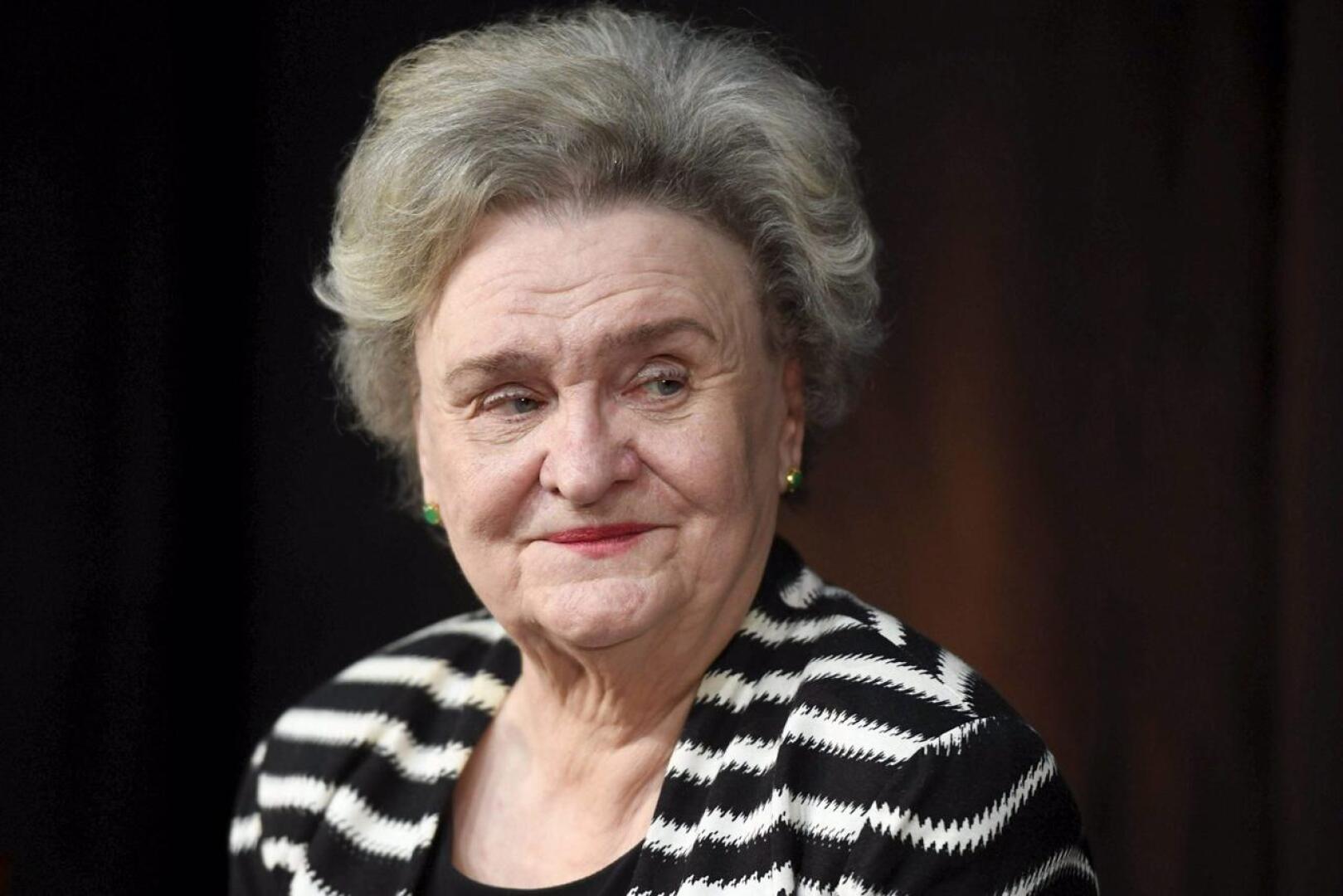 Kirjailija ja professori Laila Hirvisaari on kuollut 83-vuotiaana.