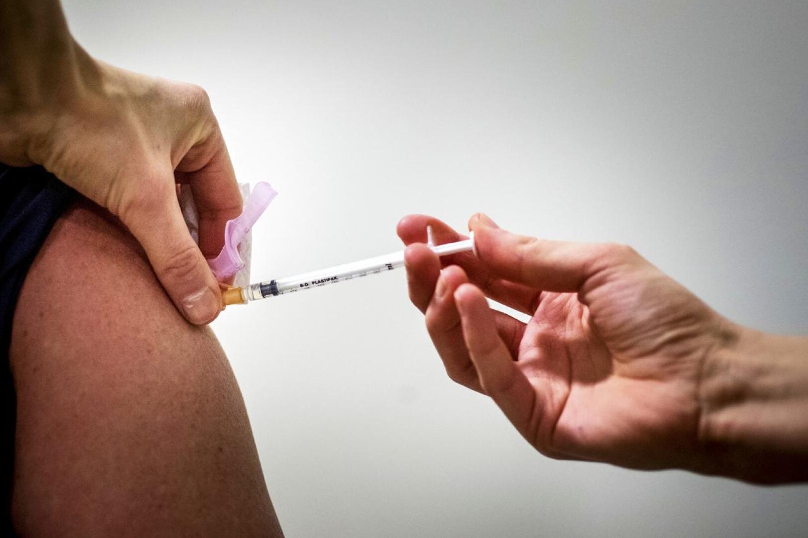 Pohjanmaan koronatyöryhmä laskeskelee, että nykyisellä rokotustahdilla laumasuoja saavutetaan aikaisintaan alkusyksystä.