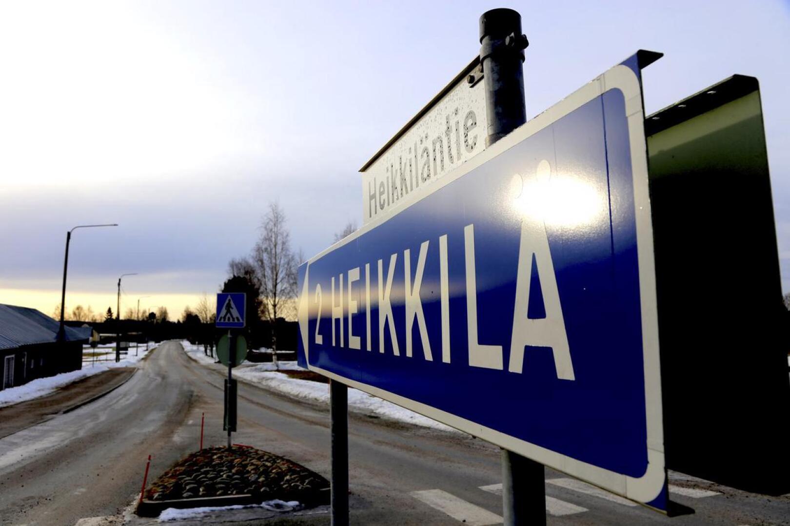 Heikkiläntien liikenneturvallisuus herättää aika ajoin keskustelua Vetelissä. Perjantaina tiellä sattui kahden henkilöauton kolari, kun toinen autoista väisti koululaista. 