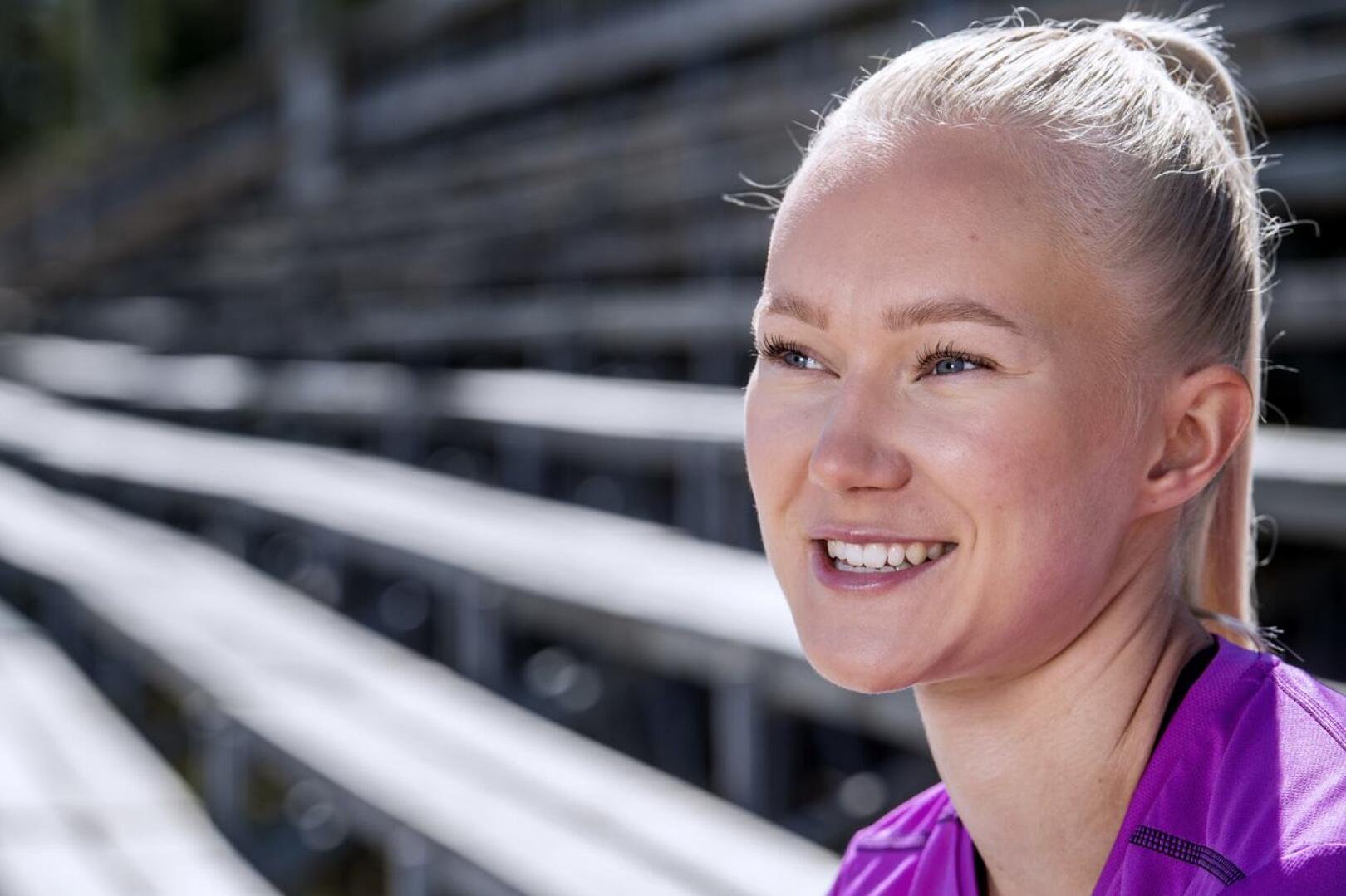 Roosa Määttälä kertoo tuoreimmassa blogikirjoituksessaan opiskelun ja urheilun yhdistämisestä.