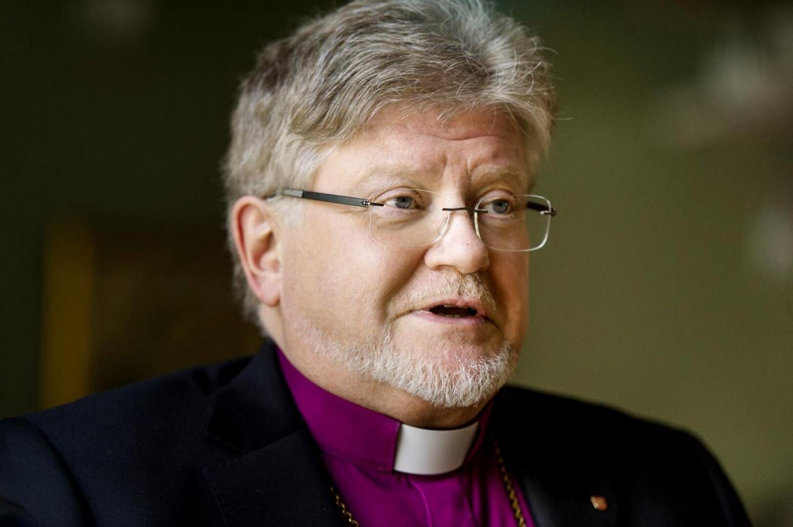 Oulun hiippakunnan nykyinen piispa Samuel Salmi jää eläkkeelle.
