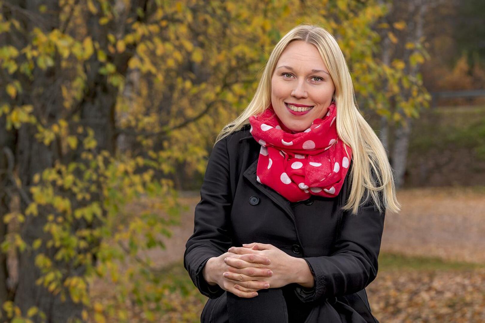 Salla Ahvenjärvi on Haapaveden Folkien uusi toiminnanjohtaja. Vasta Suomeen palannut Ahvenjärvi on ollut töissä Budapestissä elokuva- ja animaatiofestivaalien parissa.