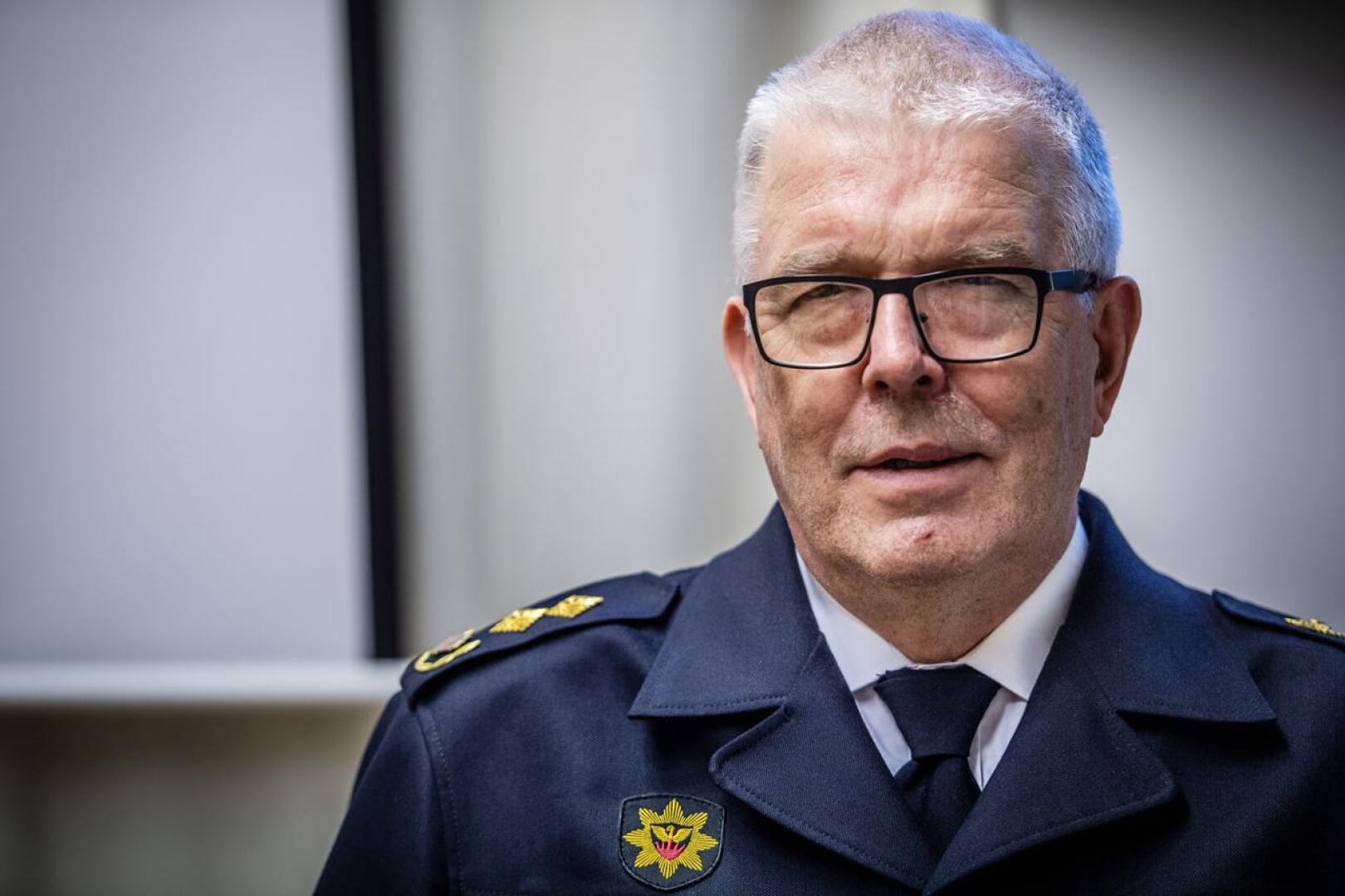 Keski-Pohjanmaan ja Pietarsaaren alueen pelastuslaitoksen entinen pelastusjohtaja Jaakko Pukkinen on aloittanut elokuun alussa määräaikaisen työnsä Etelä-Pohjanmaan ja Pohjanmaan ELY-keskusten yhteisenä valmiuspäällikkönä.