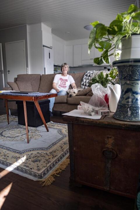 Nina Uddman muutti viime viikon perjantaina uuteen asuntoon. Ensimmäistä kertaa elämässään.