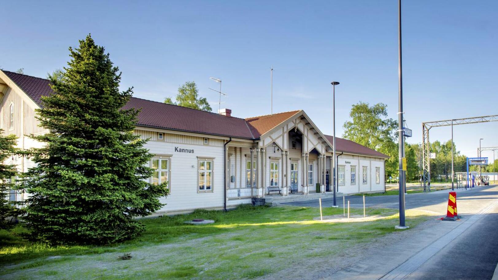 Asema kuvattuna kesällä 2016.