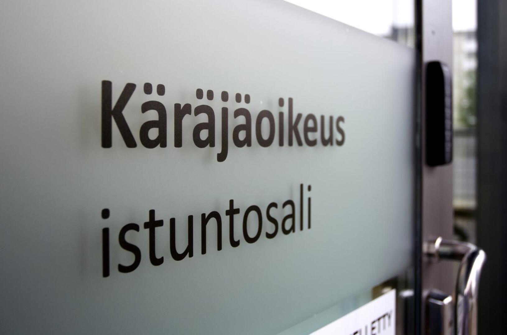 Oulun käräjäoikeus tuomitsi vankeutta vuonna 1982 syntyneelle miehelle. Käräjätuomio tuli useista rikoksista. 