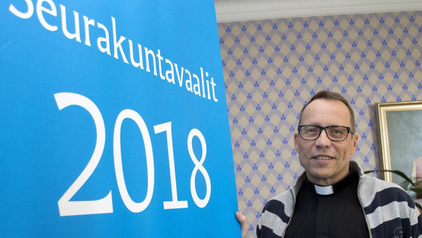 Kirkkoherra Kari Lauri kannustaa ryhtymään rohkeasti ehdokkaaksi.