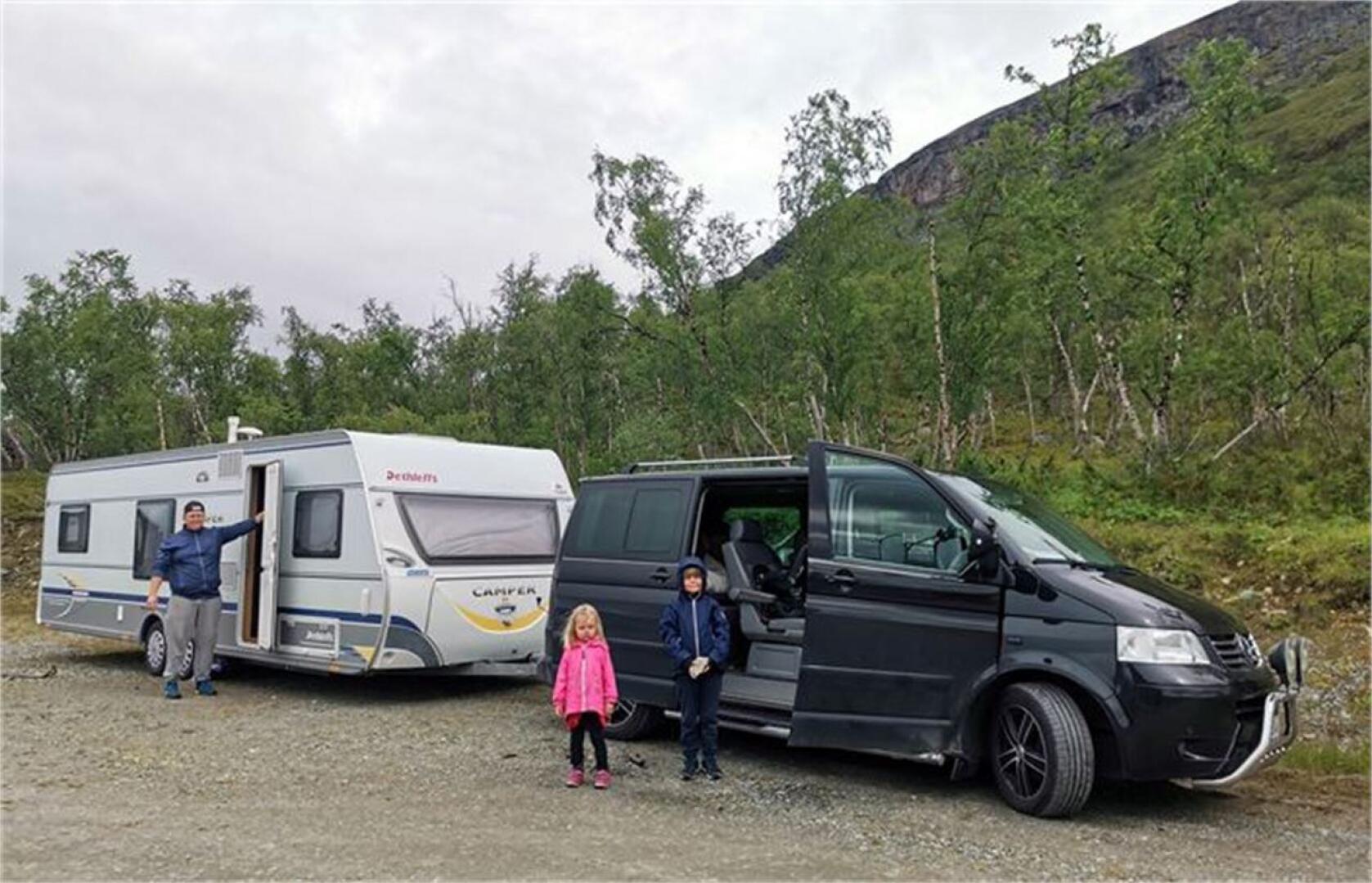 Matkailuvaunu on mahdollistanut Pettersson-Nuotion perheelle monenlaisia seikkailuja.
