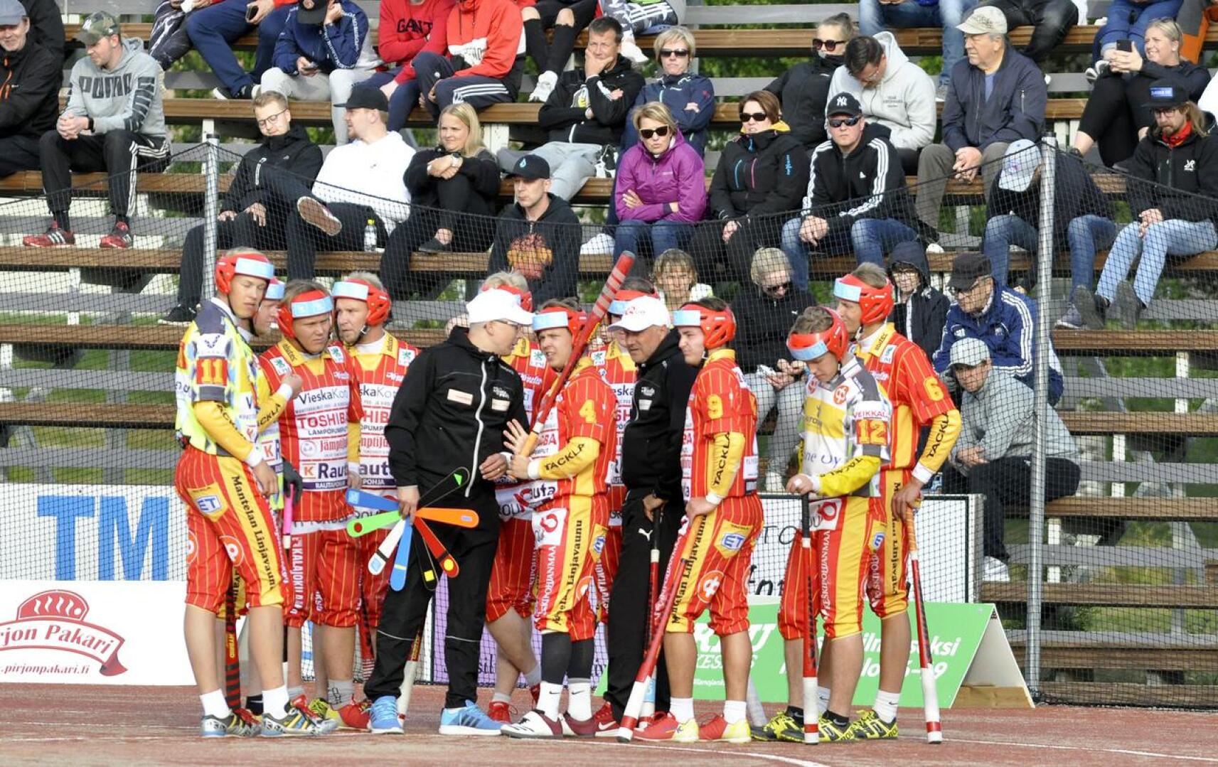 Pitkään miesten ykköspesiksessä pelannut Ylivieskan Kuula putosi viime kauden päätteeksi suomensarjaan, jonne joukkue on lähdössä nuorennetulla ryhmällä.