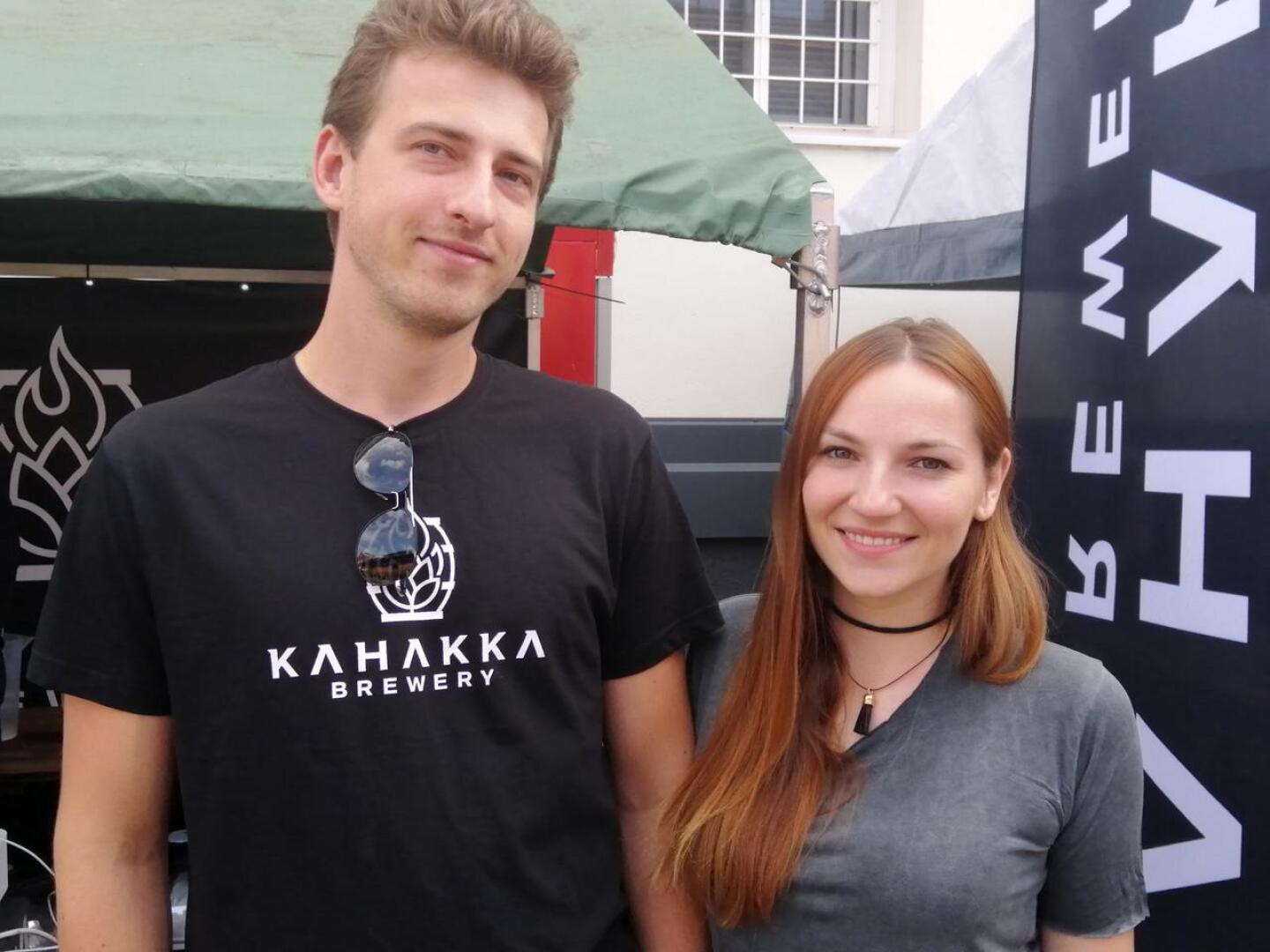 Jakub tuli tyttöystävänsä Angelikan kanssa pistäytymään Kokkolassa Kahakka olutfestivaalin takia. 