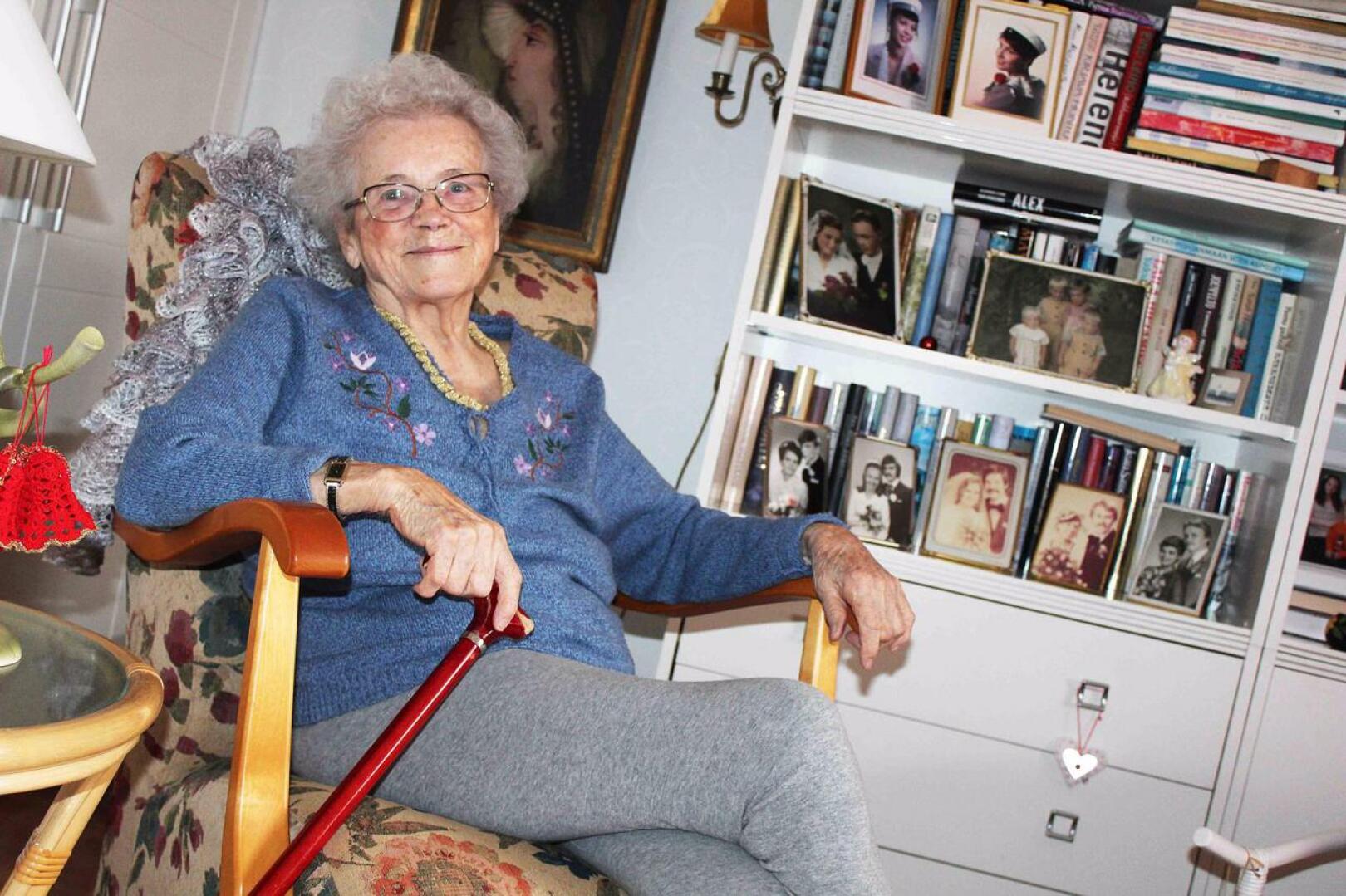 90-vuotissynttärit koronan takia siirtänyt Aino Ojala olisi valmis vielä yhteen rakkauteen.