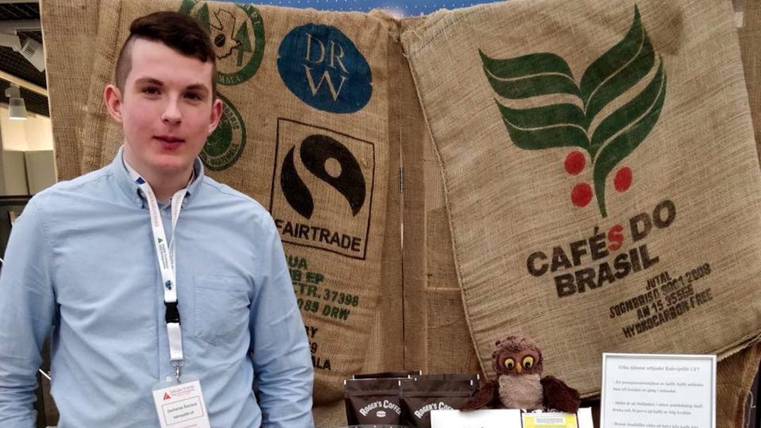 Zacharias Åstrandin Kahvipöllö lupaa halutut kahvit postitse kotiin kerran kuussa.